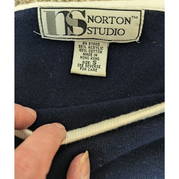 Vintage Norton Studio Sweater Women's Small Navy White Breton Striped Nautical - Picture 3 of 9